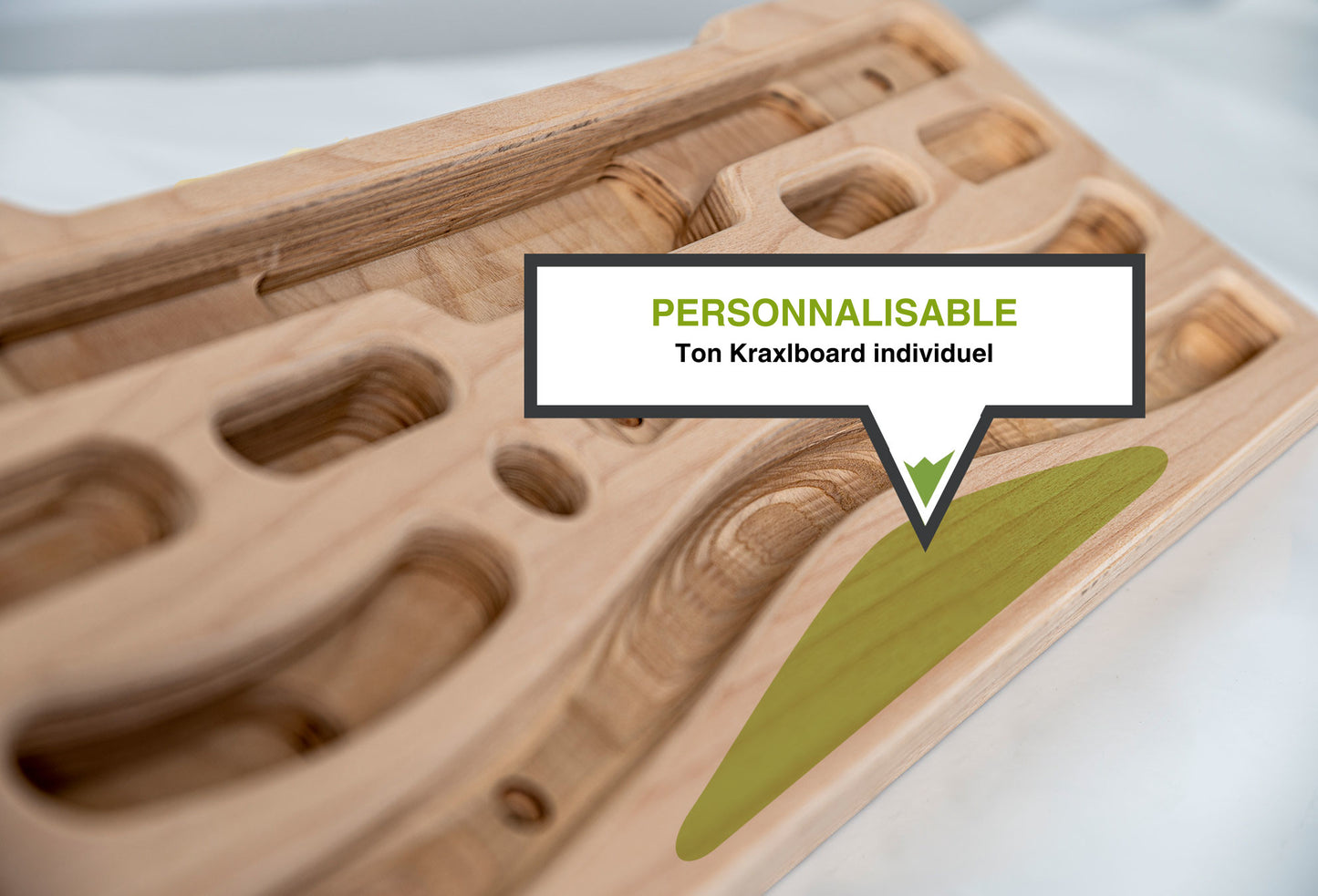 Kraxlboard Classic with individual text - Inexpensive, expandable and personalised. Our hangboard for the ambitious climber