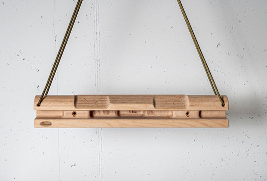 Kraxlboard Portable - The small but fine hangboard to suit every budget.