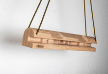 Charger l&#39;image dans la galerie, Kraxlboard Portable - Le hangboard petit mais raffiné pour les petits budgets
